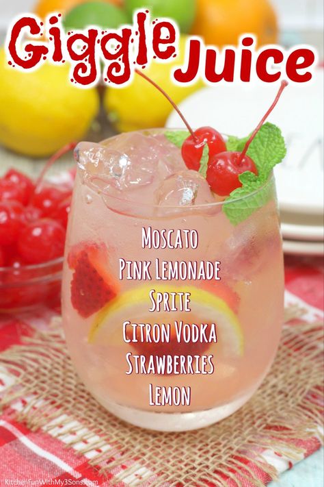 Giggle Juice, Citrus Vodka, Cocktail Drinks Alcoholic, Yummy Alcoholic Drinks, Mixed Drinks Alcohol, Liquor Drinks, Boozy Drinks, Mixed Drinks Recipes, Cocktail Drinks Recipes