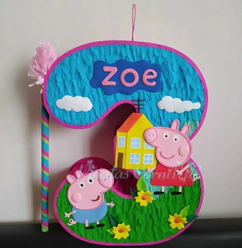 Peppa Pig Pinata, Peppa Pig Birthday Decorations, Peppa Pig Birthday Party Decorations, Baby Birthday Decorations, Pig Birthday Party, Peppa Pig Birthday Party, Pepa Pig, Diy Pinata, George Pig