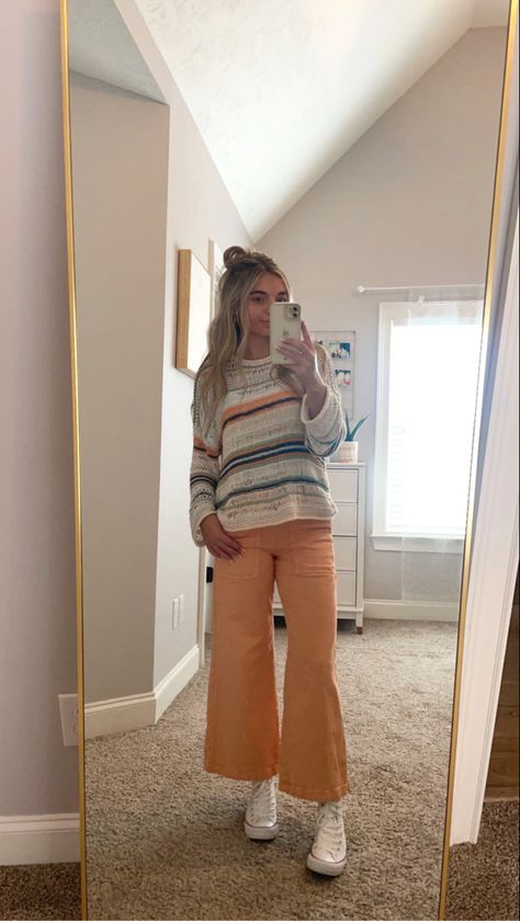 Utah Mom Aesthetic Outfits, Easter Outfits With Jeans, Utah Girls Outfits, Winter Church Fits, Fall Church Fits, Modest Simple Outfits, Utah Style Outfits, Utah Aesthetic Outfits, Teen Church Outfits