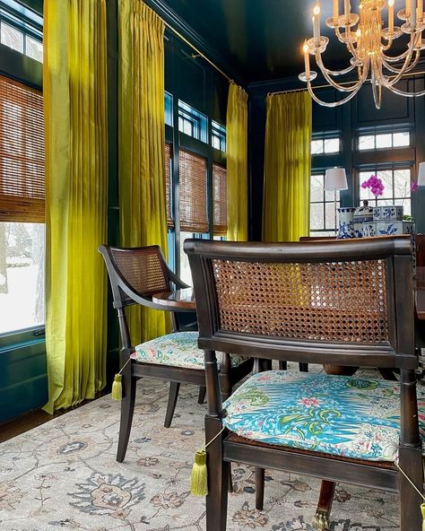 Sarah Vaile Design on Instagram: “But really, is chartreuse ever a bad idea? . . . #sarahvailedesign #chicagointeriordesign #bestinteriordesign #bestinteriordesigner…” Chartreuse Decor, Teal Living Rooms, Chicago Interior Design, Teal Bedroom, Italian Interior Design, Italian Interior, Bad Idea, Best Interior Design, Bedroom Inspo