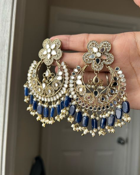 Jewel Accessories, Stylish Jewelry Accessories, Wedding Jewellery Designs, Indian Wedding Jewelry Sets, Indian Accessories, Indian Bridal Jewelry Sets, Modern Gold Jewelry, Pretty Jewelry Necklaces, Fancy Jewellery Designs