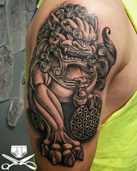 12 Chinese Lion Tattoo Designs Lion Dog Tattoo, Chinese Lion Tattoo, Foo Dog Tattoo Meaning, Foodog Tattoo, Kirin Tattoo, Foo Dog Tattoo Design, Tato Ikan Koi, Foo Dog Tattoo, Tato Dada