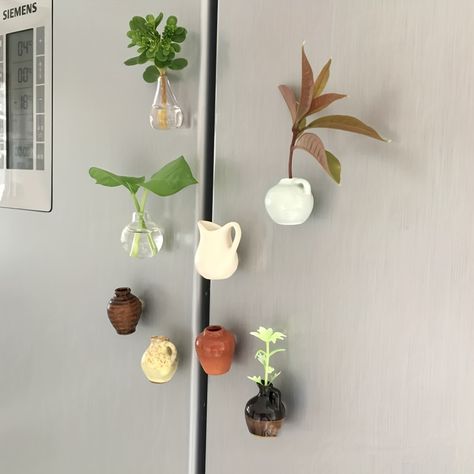 Personalize Your Kitchen with DIY Clay Fridge Magnets Office Refrigerator, Refrigerator Decoration, Plant Pot Diy, Paper Flower Art, Clay Magnets, Kitchen Magnet, Mini Vase, Ceramic Pots, Keramik Vase