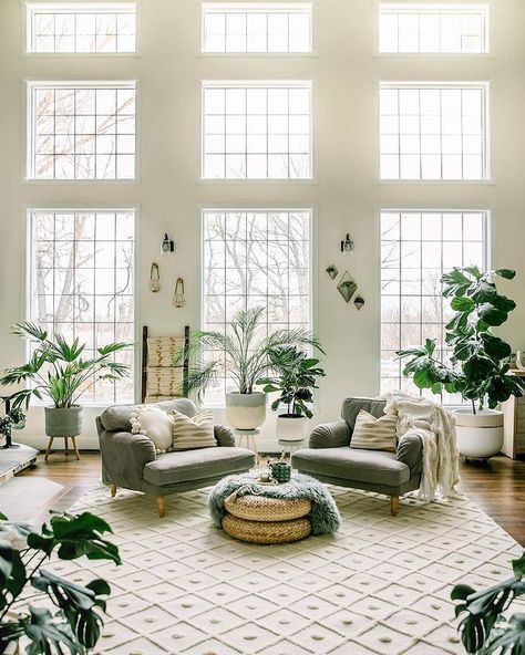 Rugs USA on Instagram: “High ceilings, grand windows, and LOTS of natural light! The heart of @life_of_glow's home was made to be filled with life. 🌿 With the soft…” Big Windows Living Room, How To Feng Shui Your Home, Holiday Living Room, Extra Space Storage, Decluttering Inspiration, Modern Sink, Space Storage, Bedroom Photos, Tiny House Movement