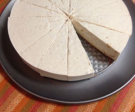 Put your watered-down agua de horchata down...and make this HORCHATA CHEESECAKE. Horchata Cheesecake Recipe, Horchata Cheesecake, Rice With Milk, Churro Cake, Corn Cakes Recipe, San Marcos California, Chipotle Chili Powder, Hispanic Kitchen, Dessert Cakes