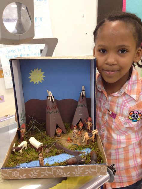 As a culminating activity for our Native American unit, students were asked to create a shoebox diorama. Students were expected to show the ... Native American Tribe Diorama, Caddo Indian Diorama, Indian Projects For School, Apache Tribe School Project, Indian Diaroma Ideas, Plains Indians Diorama, Shoebox Diorama School Projects, Native American School Project Ideas, Native American Diaroma Ideas