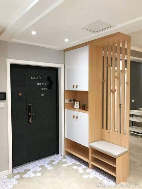 Wall Closet Living Room, Shoe Cabinet Design, Entry Cabinet, Vstupná Hala, Hal Decor, Living Room Partition, Foyer Design, Living Room Partition Design, Room Partition Designs