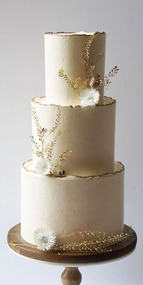 Neutral Wedding Color Schemes, Wedding Cake Designs Simple, Neutral Wedding Colors, Dream Wedding Cake, Beach Wedding Cake, Buttercream Wedding Cake, Gorgeous Wedding Cake, Simple Wedding Cake