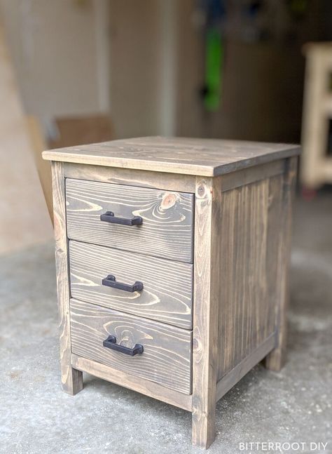 3 Drawer Nightstand | Diy Farmhouse Nightstand Plans, Diy 3 Drawer Nightstand, Small Cabinet Ideas, Diy Nightstand Plans, Wooden Night Stand, Beer Safe, Diy Dresser Plans, Nightstand Diy, Nightstand Plans