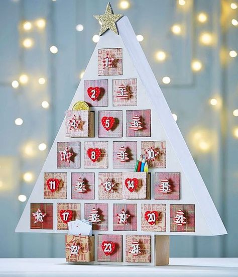 Why not paint your own advent calendar? Traditional Advent Calendar, Tree Advent Calendar, Advent Calendar Diy, Christmas Tree Advent Calendar, Wooden Advent Calendar, Traditions To Start, How To Make Christmas Tree, Advent Calenders, Christmas Calendar