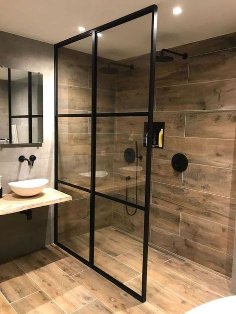 35+ Best Walk-in Shower Tile Ideas and Designs In 2022 (With Pictures) Luxury Small Bathroom, Small Bathroom Decorating, Black Shower Doors, Bathroom Accessories Luxury, Tub Bathroom, Best Bathroom Designs, Small Bathroom Vanities, Bad Inspiration, Bathroom Decorating