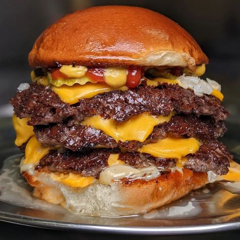 The Burger Show on Instagram: “Triple smash burger kind of weekend 🍔 @issac_eatsalot 📍 @officialwingsnburgers/ @robinhoodhotel” Tumblr, American Burger, Butter Burgers, American Burgers, Meat Diet, Fast Foods, Photography Board, Cookbook Holder, Farm Stuff