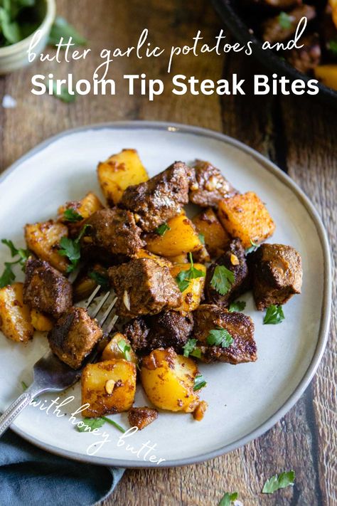 Beef sirloin tip steak with garlic butter potatoes is delicious & ready in less than 30 minute. A one pan meal using affordable ingredients, the whole family loves! Garlic Butter Potatoes, Sirloin Recipes, Sirloin Tip Steak, Sirloin Steak Recipes, Beef Loin, Top Sirloin, Butter Potatoes, Steak Dishes, Steak Tips