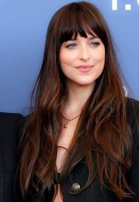 Easy 5-Minute Hairstyle -Fall Hair Colors - Cowboy copper hair - Fall Hair - Hairstyle For Beginners Dakota Johnson Dark Hair, Dakota Johnson Brown Hair, Dark Auburn Hair With Bangs, Dark Auburn Hair Brown Eyes, Dark Auburn Hair Pale Skin, Reddish Dark Brown Hair, Chocolate Brown Hair With Bangs, Chestnut Red Hair Color, Dark Brown Hair Pale Skin