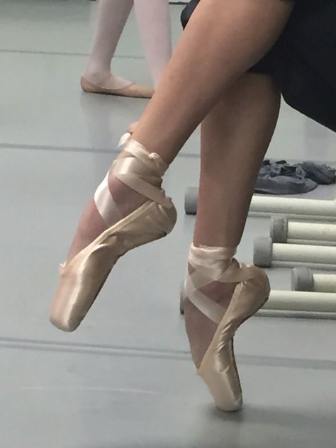 Ballet Shoes, Ballet