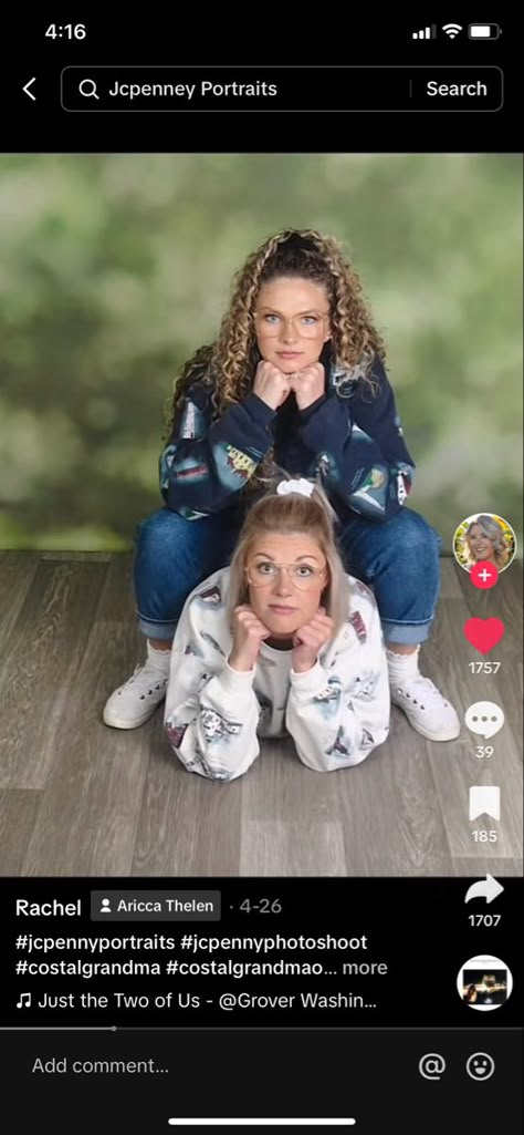 Best Friend Funny Poses, Funny Photography Poses, Mastermind Photo Shoot, 90s Photoshoot Cringe, Jcpenney Family Photoshoot, Jcpenney Christmas Photos, Awkward Photos Siblings, 80s Poses Photo Ideas, Sibling Photo Shoots Brother And Sister