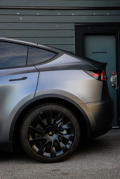 Tesla Model Y Satin Dark Grey Gold Accents | Twiisted Wrap Tesla Y Wrapped, Tesla Model X Wrap, Tesla Model Y Wrap Colors, Model Y Wrap Tesla, Tesla Model Y Grey, Model Y Tesla Custom, Tesla Y Wrap, Tesla Model 3 Wrap Ideas, Wrapped Tesla Model 3