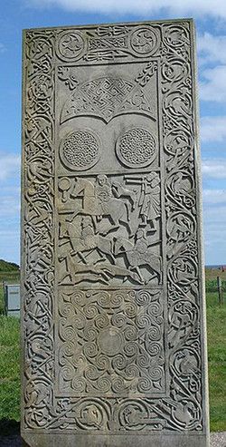 Museum Asks for your help reassembling Medieval Cross Symbole Viking, Celtic Culture, Book Of Kells, Standing Stone, Large Stone, Celtic Art, Art Antique, Scottish Heritage, Stone Sculpture