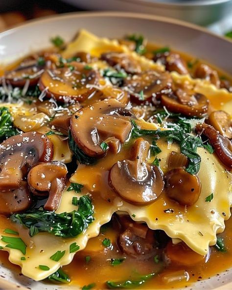 Beckys Recipes | Mushroom Ravioli with Spinach | Facebook Mushroom Ravioli With Chicken, Recipes With Ravioli, Sauce For Mushroom Ravioli, Mushroom Ravioli Filling, Mushroom Ravioli Sauce, Dinner Ides, Ravioli With Spinach, Ravioli Sauce, Italian Entrees