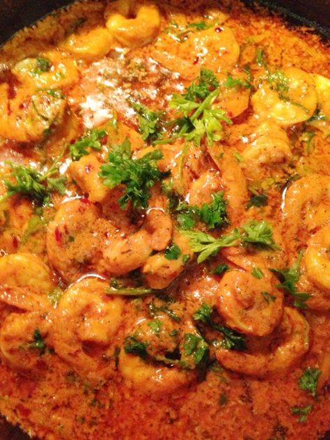 Shrimp Vindaloo, Indian Shrimp Recipes, Indian Prawn Recipes, Vindaloo Recipe, Prawn Masala, Chicken Vindaloo, Prawn Dishes, Grilled Fish Recipes, Rogan Josh