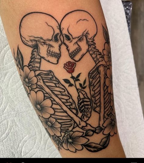 Skeleton Couple Tattoo, Skull Couple Tattoo, Tattoo After Care, Still Healing, Tattoo Ideas Unique, Tattoo Artist Tattoo, Tattoo Filler, Wicked Tattoos, Stylish Tattoo