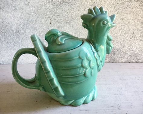 1940s Red Wing Pottery Chicken Tea Pot 257 Jade Green, Collectible Art Pottery, Rooster Hen Gifts #teapots #rooster @romaarellano romaarellano.com Red Wing Pottery Vintage, Red Wing Crocks, Pottery Chicken, Red Wing Stoneware, Red Wing Minnesota, Red Pottery, Red Wing Pottery, 90 Day Plan, Stoneware Crocks