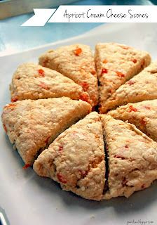 Dried Apricot Scones Recipe, Recipes With Apricots, Apricot Biscotti Recipe, Apricot Scones Recipe, Cream Cheese Scones, Apricot Scones, Honey Butter Recipe, Scone Recipes, Apricot Recipes