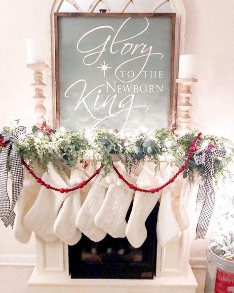 Christmas Sign Over Fireplace, Christmas Sign For Mantle, Christmas Sign Above Fireplace, Glory To The Newborn King Sign, Christmas Mantle Signs, Fireplace Ideas Christmas, Christmas Fireplace Ideas, Stairs Remodeling, Christmas Mantle Ideas