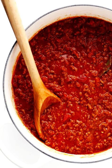 This amazing Bolognese sauce recipe is slow-simmered with a rich tomato base, a delicious blend of beef and pork, and the coziest blend of garlicky herb seasonings.  Serve with pasta, gnocchi, or roasted eggplant and enjoy! | gimmesomeoven.com #bolognese #italian #meat #sauce #marinara #pasta #spaghetti #dinner #beef Sauce For Gnocchi, Best Bolognese Sauce, Beef Bolognese, Homemade Bolognese Sauce, Italian Meat Sauce, Red Sauce Recipe, Spaghetti Recipes Easy, Bolognese Sauce Recipe, Italian Meats