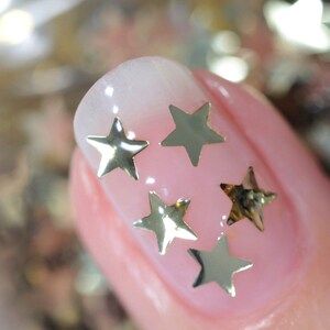 Instant Nails, Nude Polish, Confetti Nails, Nail Effects, Nail Art At Home, Star Confetti, Special Effect, Nail Salons, Sally Beauty