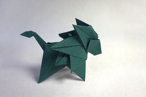 simple Lion by ob猫 Origami Lion Tutorial, Origami Lion, Pretty Origami, Dnd Diy, Paper Flowers Wall Decor, Paper Flowers Wall, Origami Paper Folding, Flowers Wall Decor, Origami Videos