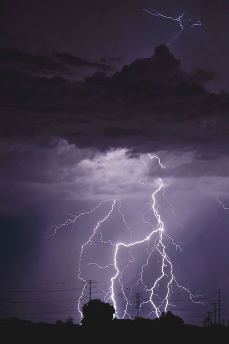 30. Geburtstag Frau, Lighting Storm, Lightning Sky, Lightning Photos, Lightning Photography, Storm Photography, Love Wallpaper Backgrounds, Ireland Landscape, Stormy Night