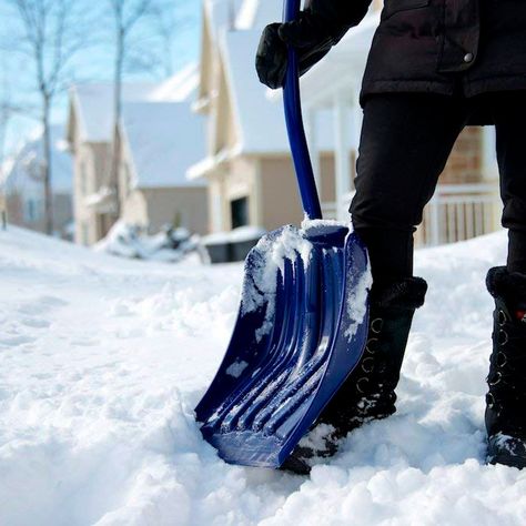 Best-Reviewed Snow Shovels on Amazon Snow Shovels, Winter Basics, Young Buck, Shoveling Snow, Snow Outfit, Electronics Accessories, How To Make Snow, Snow Removal, Snow Blower