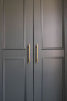 Wardrobe Moulding Design, Beading Wardrobe Doors, Moulding Wardrobe, Panelled Wardrobe Doors, Wardrobe Door Ideas, Wardrobe Doors Ideas, Grey Wardrobe Bedroom, Modern Victorian Bedroom, English Bedroom