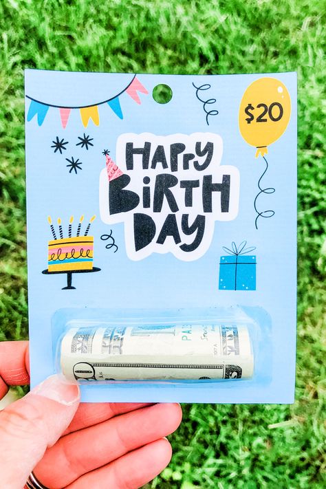 Get this birthday chapstick money holder template to make a fun birthday gift for someone. It's a much more exciting way to give money to someone for their birthday than just sticking the money in a card. The template is compatible with both Cricut machines and Silhouette machines. It's an easy DIY birthday gift. Chapstick Money Holder Card, Cricut Money Holder Card, Chapstick Money Holder, How To Make Chapstick, Money Cards Holder, Gift Money Holder, Money Holders Card, Birthday Gift Card Holder, Gift Card Holder Diy