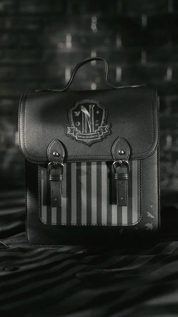 hottopic on Instagram: "wednesday's backpack is full of woe 🖤 (and it's available now on backorder, link in bio)" Wednesday Nevermore Academy, Wednesday Addams Nevermore, Wednesday Nevermore, Gothic Backpacks, Wednesday Addams Cosplay, Nevermore Academy, Gothic Bag, Square Backpack, The Addams Family