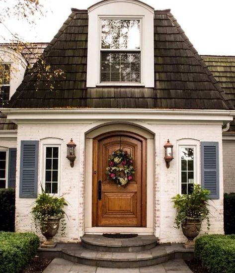 French Country Exterior, Painted Brick House, Blue Shutters, Cottage Exterior, Brick Exterior House, Hus Inspiration, French Cottage, Pool Design, Painted Brick