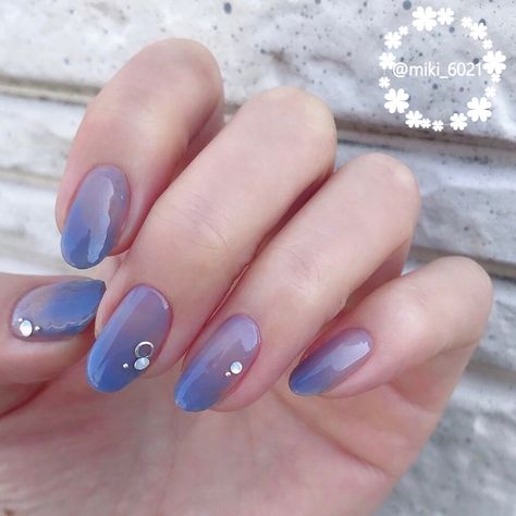 Blue Gradient Nails, Paws And Claws, Gradient Nails, Blue Gradient, White Opal, Blue Nails, The Prestige, 12 12, Black Diamond