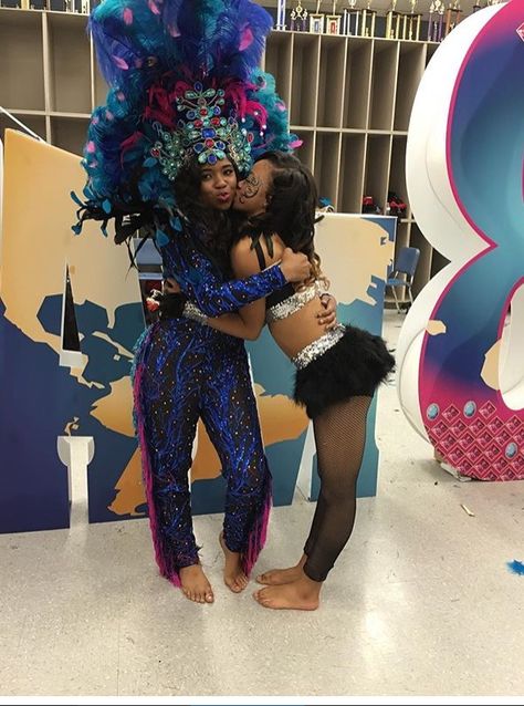 Captain Camyrin and Faith #DD4L Sisterhood Faith Dancing Dolls, Dd4l Dancing Dolls Outfits, Faith Thigpen, Camryn Harris, Majorette Dance Uniforms, Majorette Outfits, Dancing Dolls Bring It, Majorette Uniforms, Dance Fits