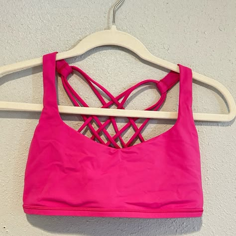 Almost Brand New No Tags Pink Lululemon Sports Bra Size 6 Lululemon Sports Bras, Lulu Sports Bra, Butterfly Photography, Fav Products, Pink Lululemon, Lululemon Bras, Bday Gift, Gift Inspo, Pinterest Ideas