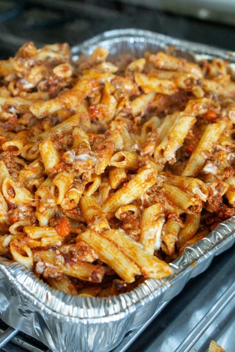 Pasta Al Forno 12 Tomatoes, Roaster Oven Recipes Electric Pasta, Pasta Al Forno Recipe, Pasta In Oven, Pasta Forno, Roaster Oven Recipes, Albanian Food, Meat Ragu, Baked Pasta Dishes