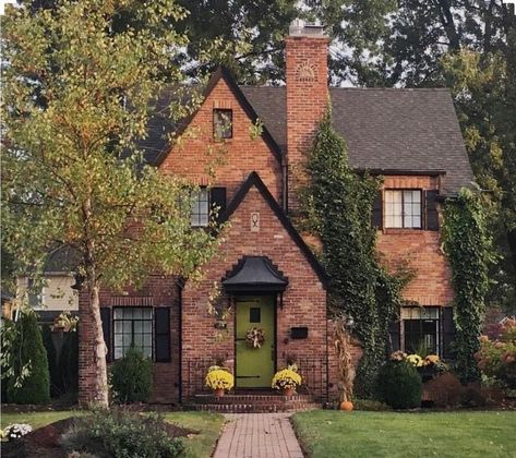 Cozy Brick Cottage, English Brick Cottage, Clay Brick House, Small Brick House Exterior, Brick Country House, Big Beautiful Houses, Brick House Exterior Makeover, 1920 House, House Brick