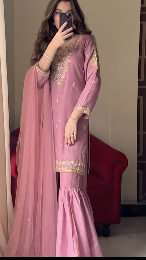 Latest Bridal Dresses, Desi Fashion Casual, Pakistani Fancy Dresses, Pakistani Fashion Party Wear, Modest Dresses Casual, Indian Dresses Traditional, Bridal Dress Fashion, Simple Pakistani Dresses, Designer Dresses Casual