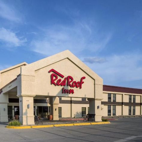 Just off motorway I-35, within a short drive of Iowa State University, this hotel in Ames, Iowa features guestrooms with comfortable Cloud Nine beds. Red Roof Inn Ames features an on-site fitness room. Guests can work in the hotel's business center or use the free high-speed internet access, which is available throughout the hotel. While staying at the Ames Red Roof Inn, guests can easily discover the charming architecture and unique shops of Ames city center. Guests can also explore nearby attr Hotel Business Center, Unique Shops, Ames Iowa, Red Roof Inn, Fitness Room, Iowa State University, Speed Internet, Hampton Inn, Red Roof