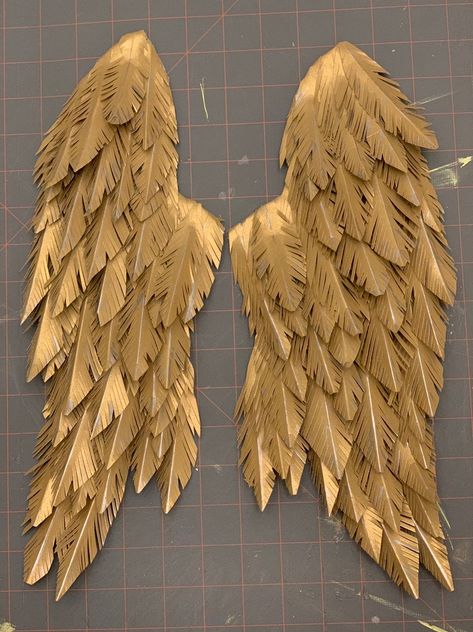 Paper feathers/paper wings/paper angel wings/nursery paper | Etsy Diy Feathers Paper, Paper Feathers How To Make, How To Make Feather Wings, Wings Diy Angel, Paper Wings Diy How To Make, Paper Mache Wings, How To Make Paper Wings, Paper Angel Wings Diy, Diy Wings Angel