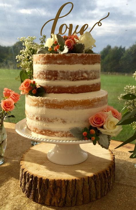 Strawberry Shortcake Wedding Cake, Strawberry Shortcake Wedding, Strawberry Wedding Cake, Autumn Cakes, Glamorous Wedding Cakes, Strawberry Wedding Cakes, Pastel Wedding Cakes, Wildflower Cake, Quince Cake