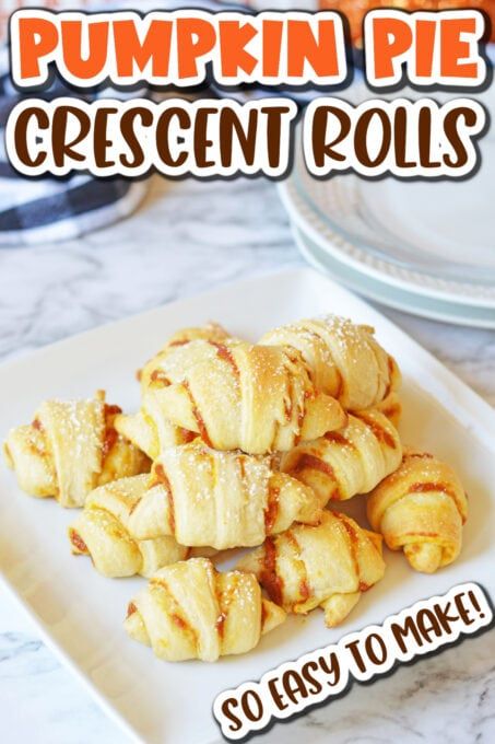 Pumpkin Crescent Roll Recipes, Pumpkin Crescent Rolls, Fall Pastry, Phylo Dough, Cheesecake Crescent Rolls, Best Apple Desserts, Crescent Roll Cheesecake, Pumpkin Filling, Mini Pumpkin Cheesecake