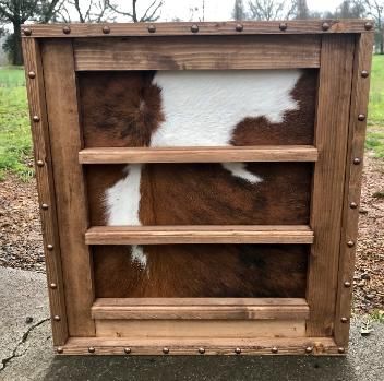 Western Craft Fair Display, Belt Buckle Display Case, Buckle Rack, Horse Enrichment, Buckle Display Case, Belt Buckle Display, Western Diy, Buckle Display, Cowboy Room