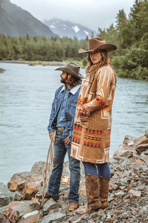 Blanket Coats: Southwestern Inspired | Girlfriend is Better Ranch Wear For Women, Beth Dutton Clothes, Ralph Lauren Western Style Cowgirl Chic, Yellowstone Inspired Outfits, Winter Ranch Outfits, Western Fashion Winter, Tecovas Boots Women Outfit, Ranch Outfits For Women, Beth Dutton Outfits