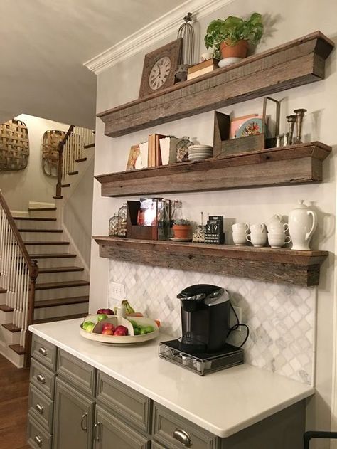 rustic reclaimed wood floating shelves for a traditional kitchen Barnwood Shelves, Diy Coffee Bar, Home Coffee Stations, Casa Country, Home Coffee Bar, Coffee Bar Home, Regal Design, Rustic Home Design, Bar Areas